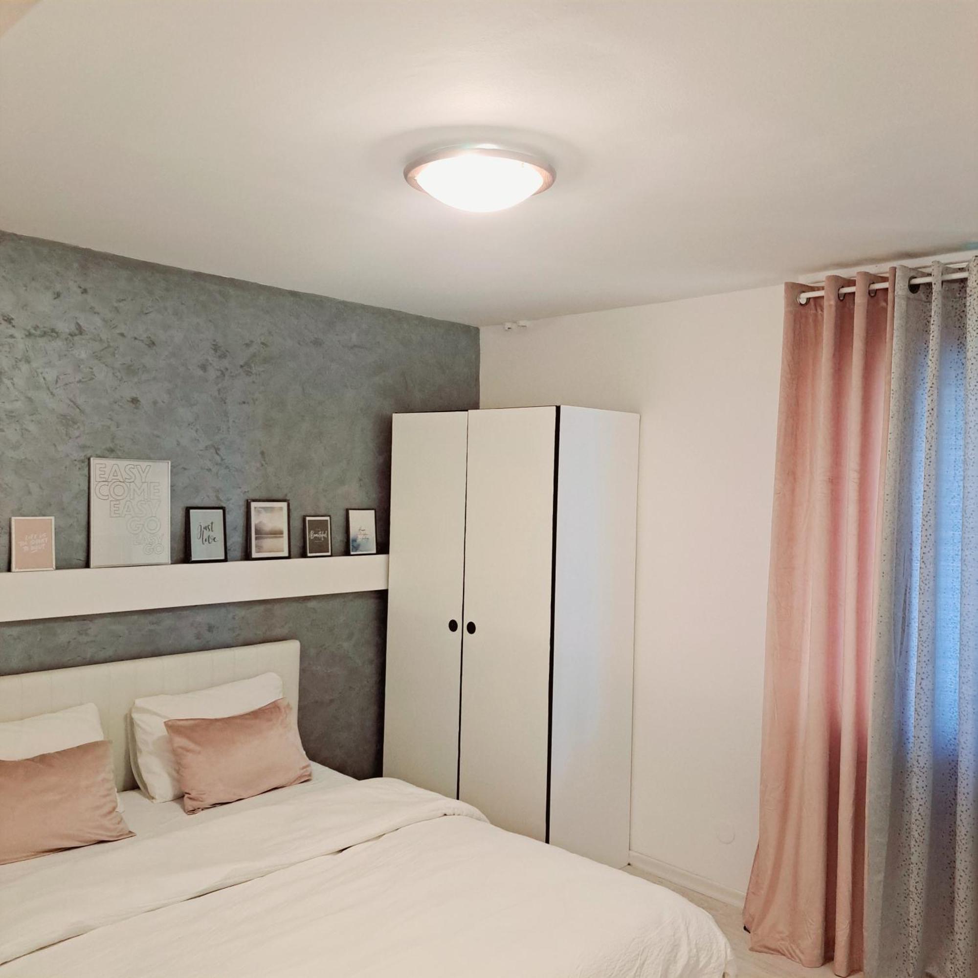 Apartman Simple โมสตาร์ ภายนอก รูปภาพ